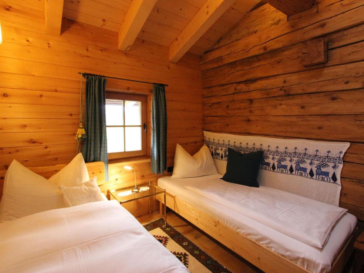 Chalet On The Ski Slope In St Johann In Tyrol Apfeldorf Exteriör bild